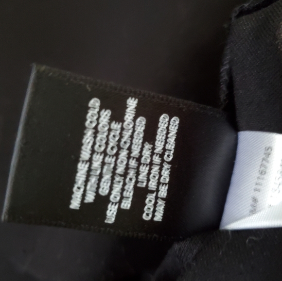 NWT TORRID BLACK SKIRT 2X - Picture 6 of 8